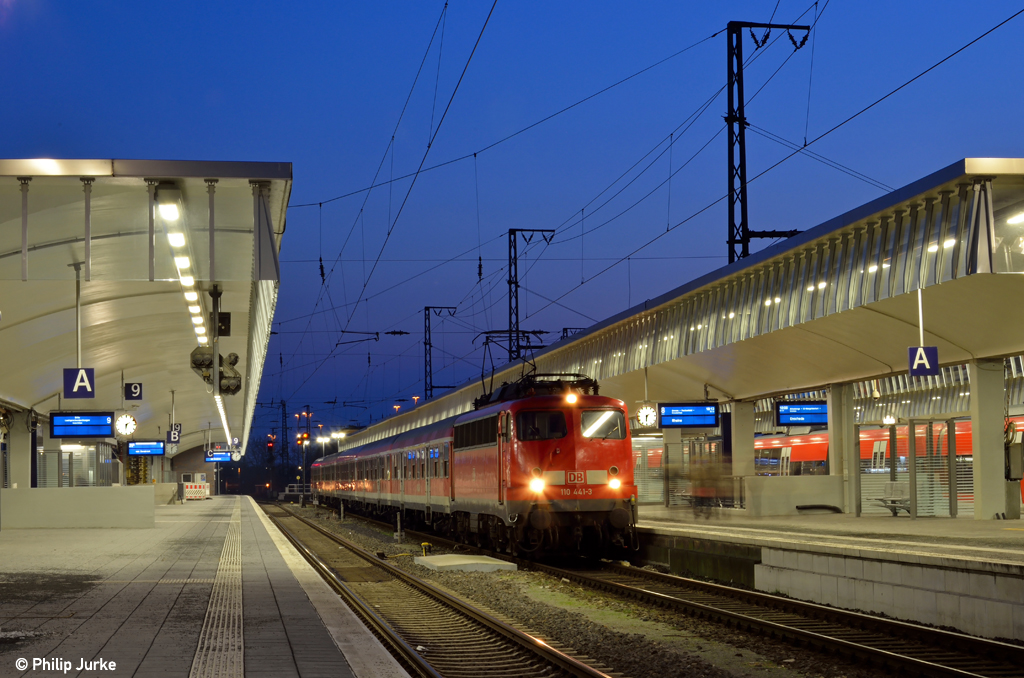 110 441-3 mit der RB 31784 (M�nster(Westf)Hbf - Rheine) am 13.02.2013 in M�nster.