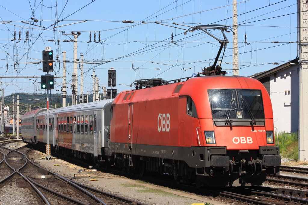 1116 112 mit dem EC 112 am 01.08.2010 in Salzburg HBF.
