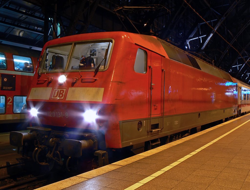 120 131-8 in K�ln Hbf am 15.01.10