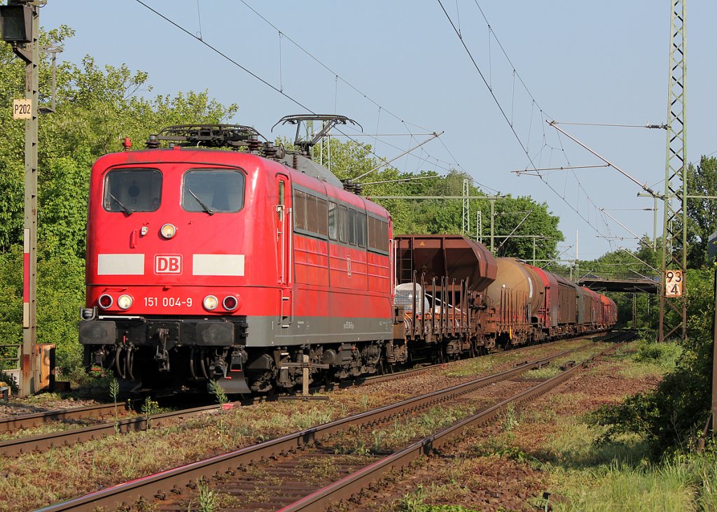 151 004-7 in Bonn Oberkassel am 01.05.2011