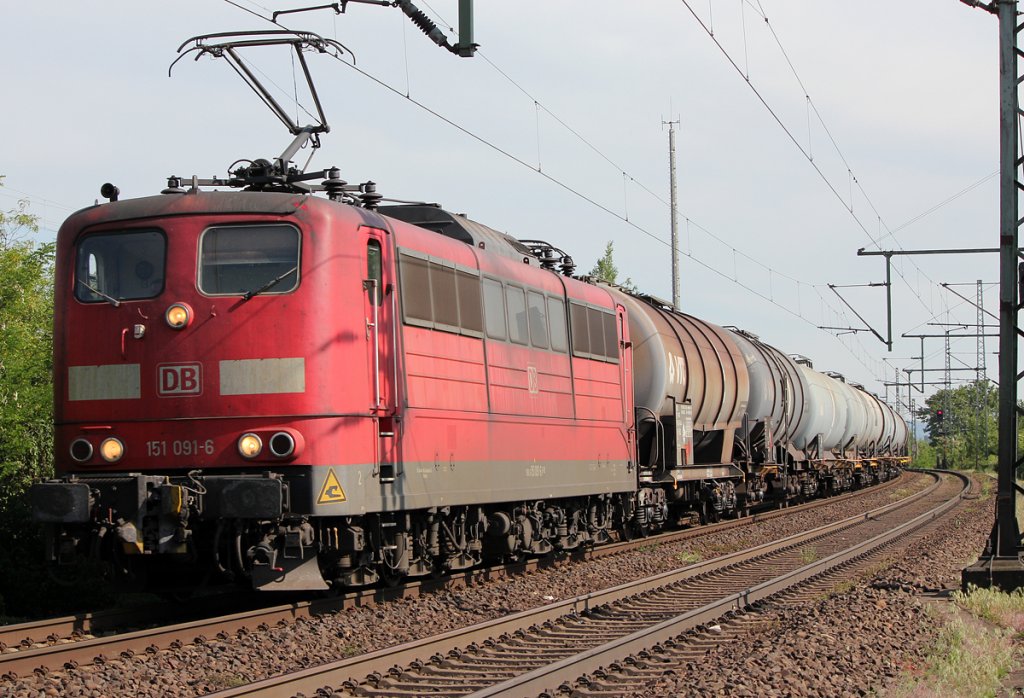 151 091-6 in Porz Wahn am 09.05.2011