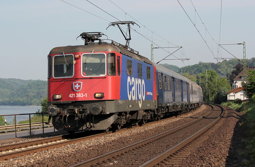 421 383-1 mit Sonderzug in Dattenberg/Wallen am 30.04.2011
