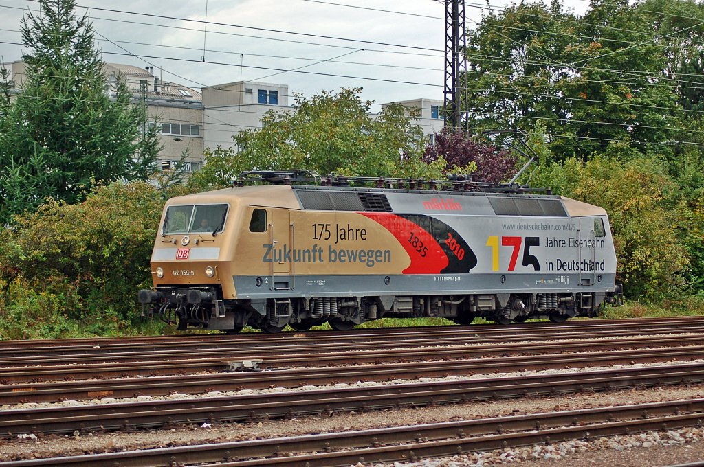 Am 17.09.2011 konnte die 120 159 
 175 Jahre Eisenbahn in Deutschland  
in M�nchen Laim Rbf festgehalten werden. 
