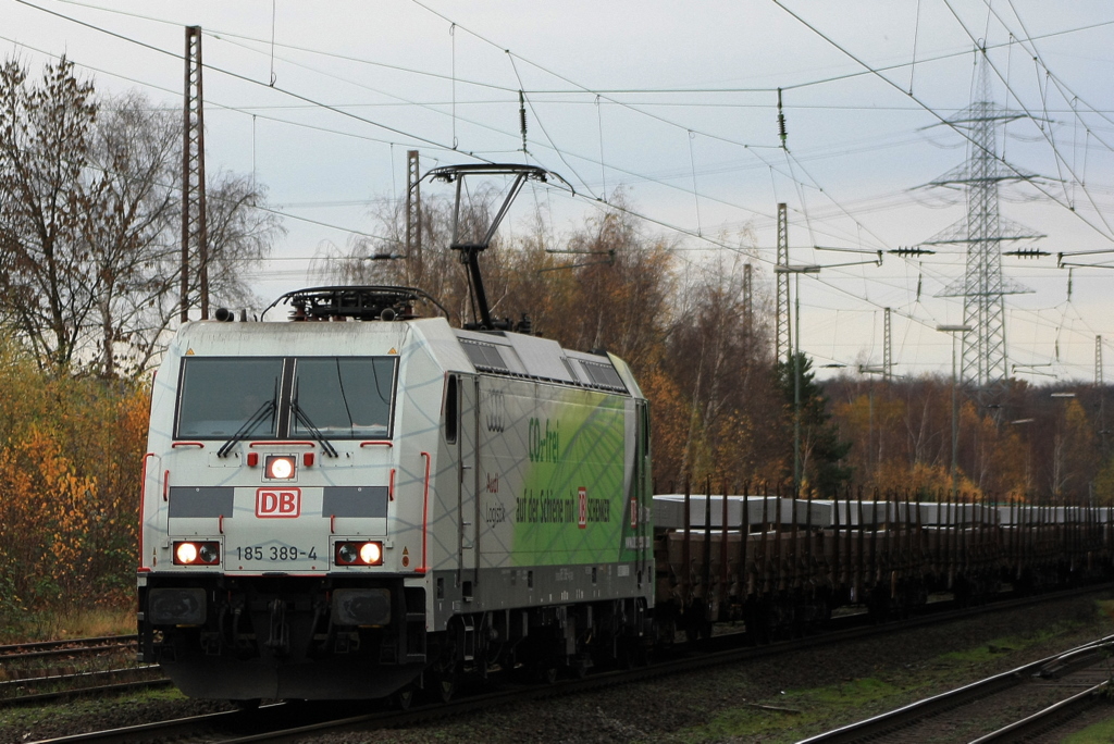 Audi CO2 185 389-4 kam am 17.11.2010 durch Ratingen Linttorf