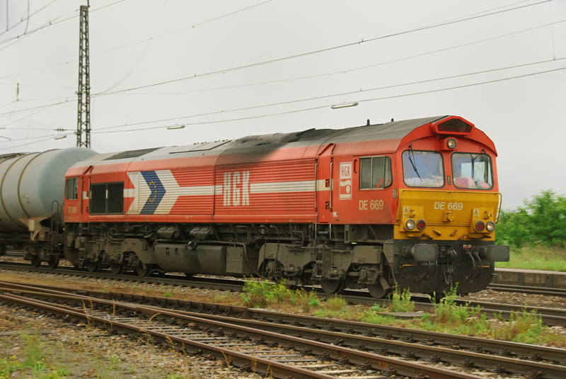 DE 669, HGK, aufgenommen am 19.06.10, bei der Durchfahrt durch Gersthofen.