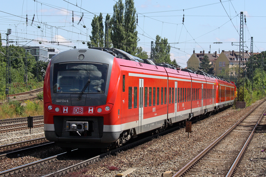 Der 440 534-6 in M�nchen Heimeranplatz am 31,07,10