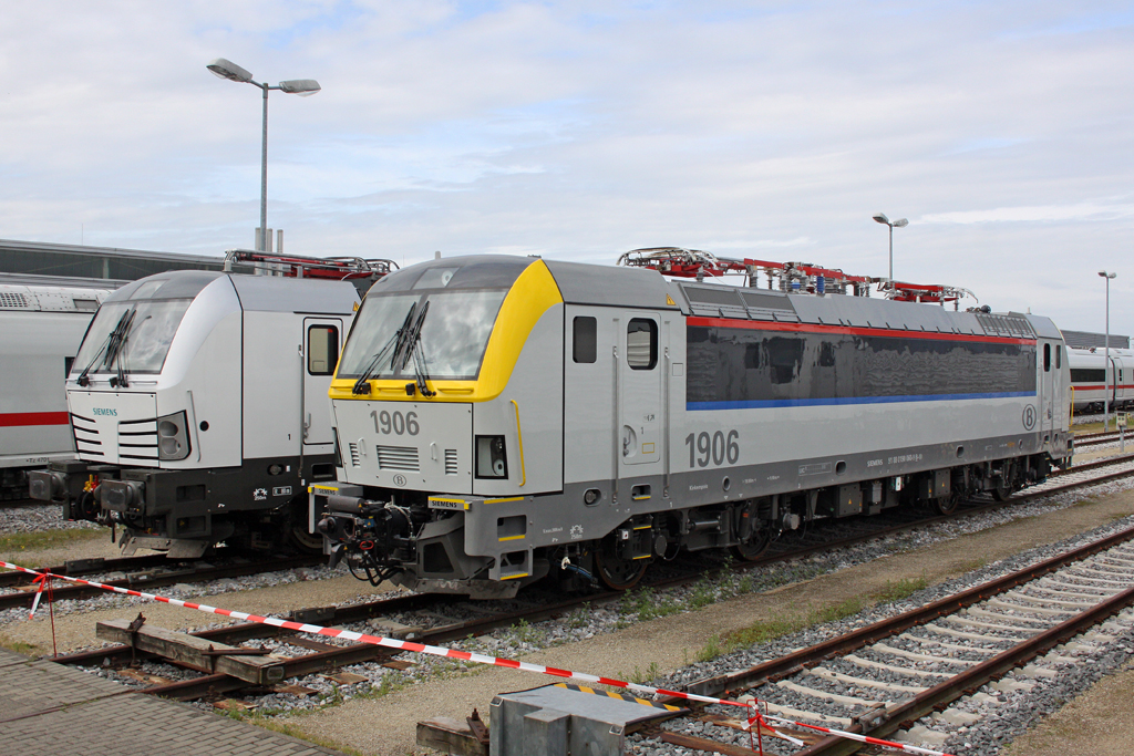 Die 1906 und 193 922-2 im Siemens Pr�fcenter in Wegberg-Wildenrath am 01,07,12