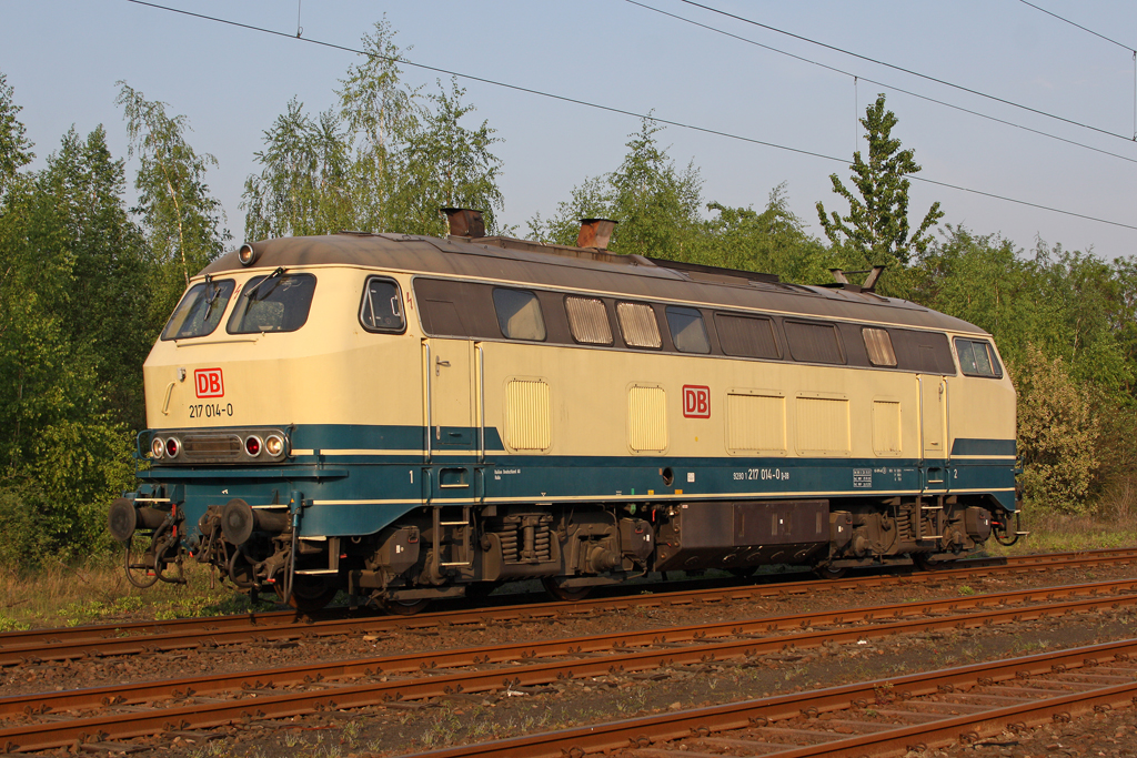 Die 217 014-0 in Koblenz L�tzel am 24,04,11