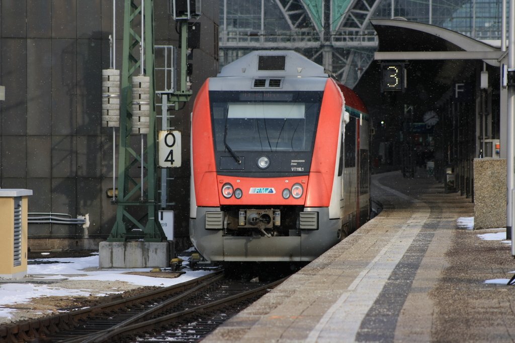 Ein Vias Itno erreicht soeben den Frankfurter Hauptbahnhof. 

Patrick E.
