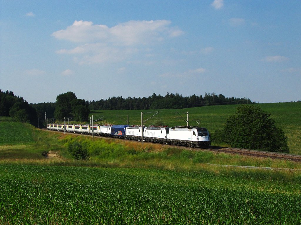 Megalokzug durch Petershausen.
Aufgenommen am 02.07.2010