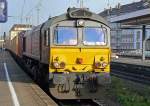 Eine Class 66 donnert mit Gz.