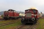 Die K�f 11 227 neben der V100 2299 in Frankenberg (Eder) am 23,10,10