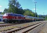 218 387-9  als Zuglok f�r den historischen TEE-Rheingold am 30.08.2009 im Bahnhof Bad Laasphe, hier war an diesem Wochenende Bahnhofsfest.