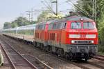 Die 218 380-4 mit einen IC nach Westerland in Halstenbek , am 28,08,09