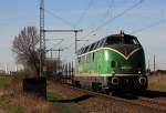 V200 053 mit Aluzug in Porz Wahn am 26.03.2012