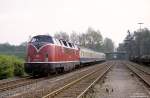 Bis zum Sommer 1983 kamen die Oldenburger 220 mit dem E3675, �ber die Sennebahn, bis Paderborn Hbf und kehrten mit dem N7662 zur�ck nach Bielefeld.