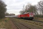 Die 232 905-0 mit einem Kalkleerzug in Flandersbach am 18.12.2013