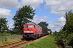 232 498-6 mit dem mit dem EZ 47405 (Fredericia - Maschen Rbf) am 23.07.2015 zwischen Tønder und Süderlügum.