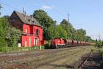 Die 294 857-8 in Ratingen Lintorf am 03,05,11
