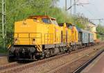 293 010-5 der DBG mit Schwestermaschine und Bauzug in Bonn Oberkassel am 24.04.2011