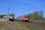 101 036-2 mit dem IC 2431 (Emden Außenhafen - Cottbus) am 22.03.2015 bei Wahnebergen.
