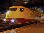 103 184-8 mit einem TEE in K�ln Hbf.