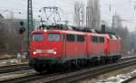 115 350-1 + unbekannt + 120 120 108-6, aufgenommen am 23.01.10, bei der Durchfahrt durch den Heimeranplatz.