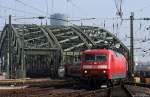 Hinter der 120 206 verbirgt sich die ehemalige 120 136, fotografiert am 5.3.2011 in K�ln Hbf.