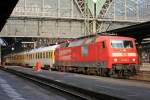 Die 120 502 von DB Systemtechnik machte im Vorfeld des Frankfurter Hbf´s Messfahrten.