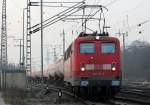 140 037-3 mit Kesselzug bei der Einfahrt in den Gbf Gremberg am 01.03.2011 kurz vor Sonnenuntergang