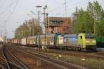 152 005 mit einem gemischten G�terzug in Braunschweig HBF am 28.04.2010