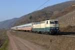 Die 181 211-4 mit IC 135 in Pommern (Mosel) am 29,01,11