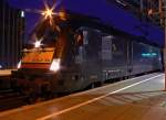 ES 64 U2-034 mit IC1800 nach HH-Altona in K�ln Hbf.