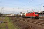 Die 185 017-1 in Koblenz L�tzel am 07,04,11