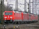 185 383-7 mit einem Lokzug in Gremberg am 20,03,2010