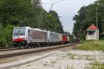 Die Lokomotion 186 281 und 186 XXX in A�ling (Oberbay) am 30,07,11 