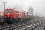 DE13 der HGK verl�sst Br�hl Vochem mit einem Kesselzug rtg K�ln Gremberg am 24.02.2011