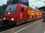 185 586-5 der HGK  Heizprofi  mit einem M�ller Touristik Party Zug in K�ln Hbf am 19.09.2010