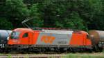 Lokportrait 1216 903-5, RTS, aufgenommen am 12.06.12, bei der Durchfahrt durch Neuoffingen.